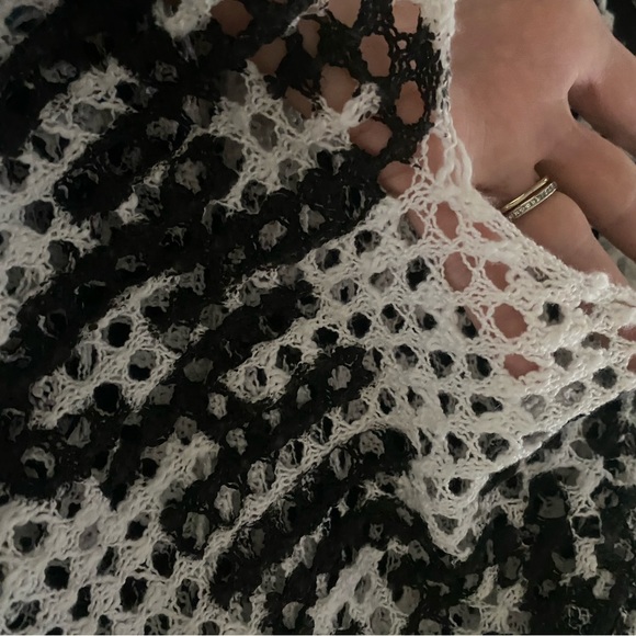 NWT Open knit light weight sweater - Picture 3 of 4